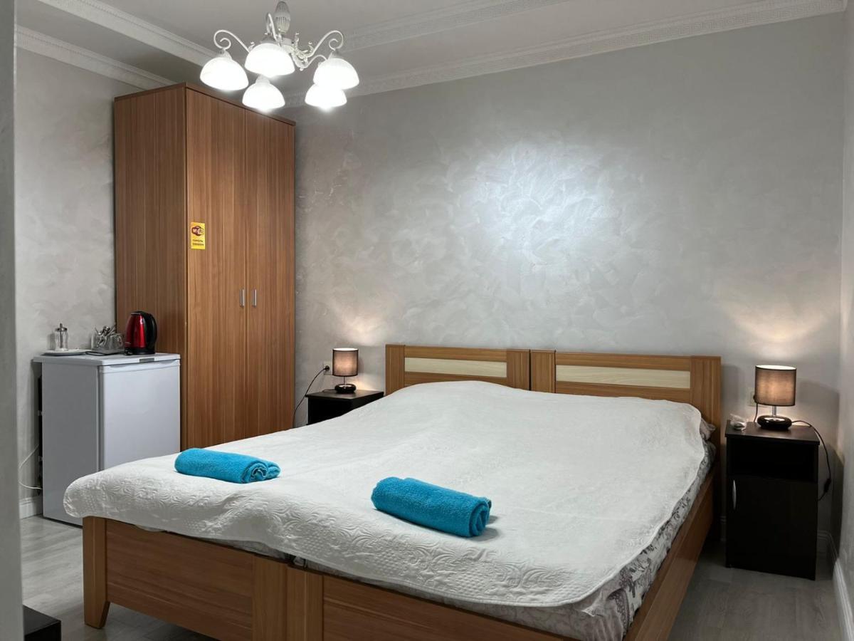 Guest House Esma Сухуми Екстериор снимка
