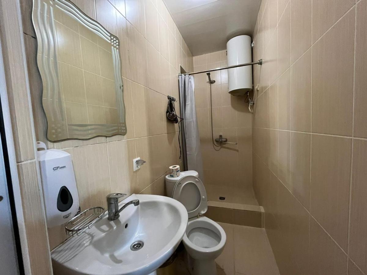 Guest House Esma Сухуми Екстериор снимка