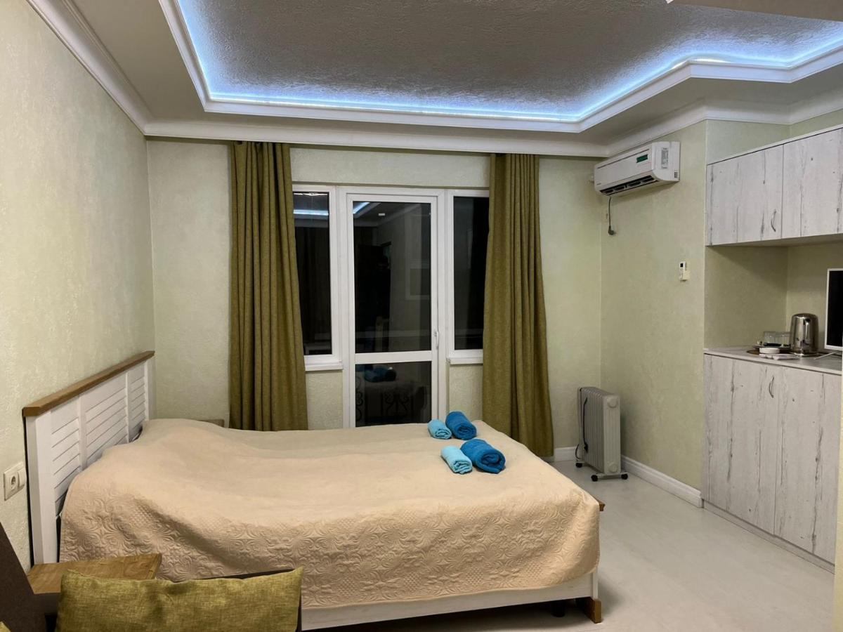 Guest House Esma Сухуми Екстериор снимка