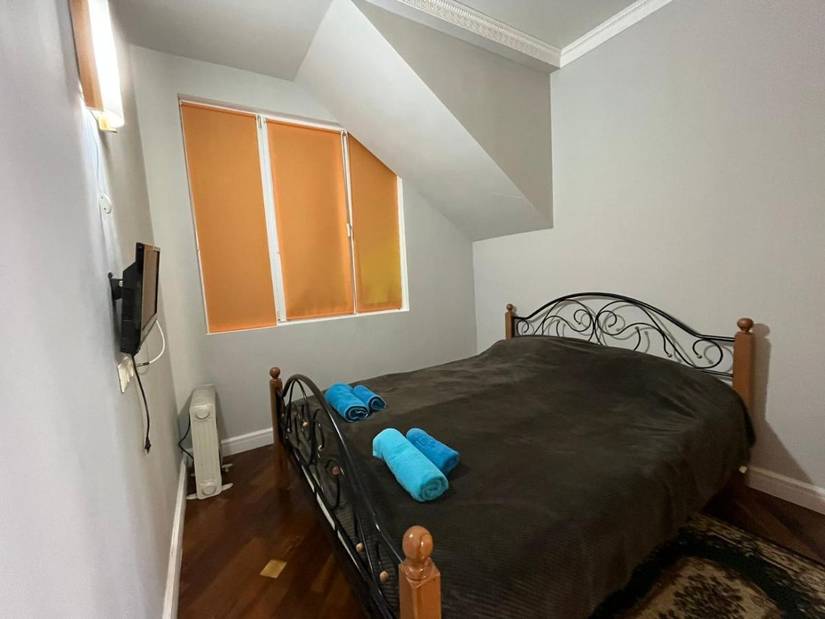 Guest House Esma Сухуми Екстериор снимка