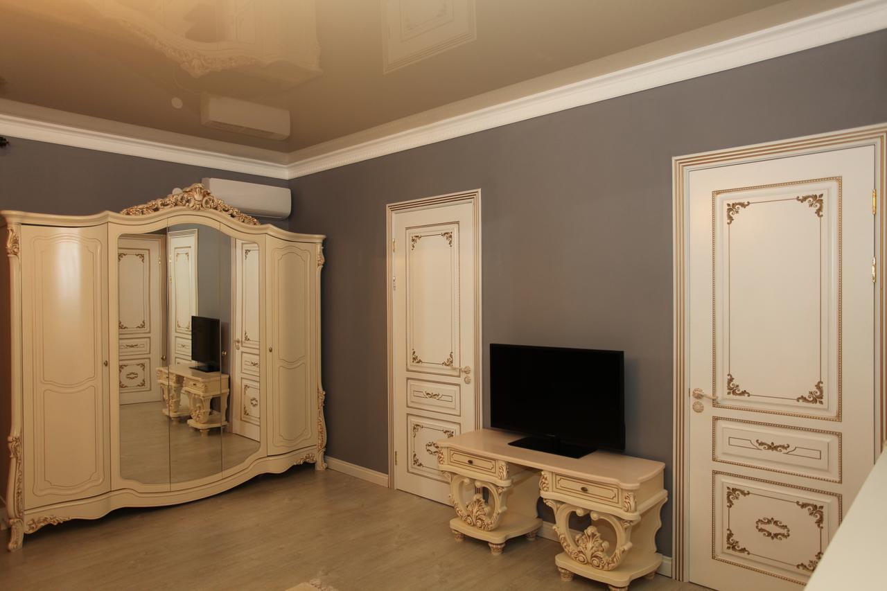 Guest House Esma Сухуми Екстериор снимка