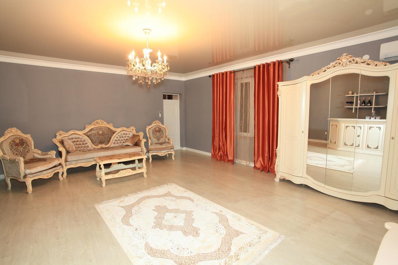Guest House Esma Сухуми Екстериор снимка